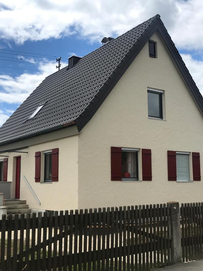 Ferienhaus Bei Lauingen, Mit Sauna Und Gartenlounge Veitriedhausen Buitenkant foto